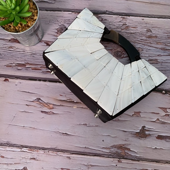 Cocktail purse - Artisan handmade with shells. - Picture 2 of 6